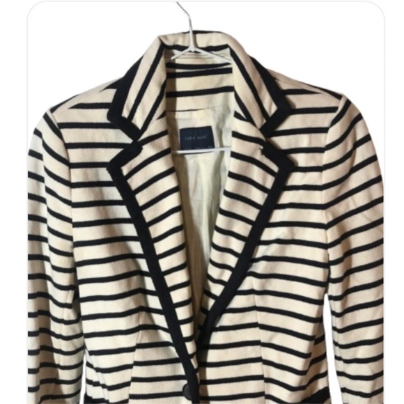 Zara Basic Size Small Women’ Cream And Black Blazer - Picture 4 of 8